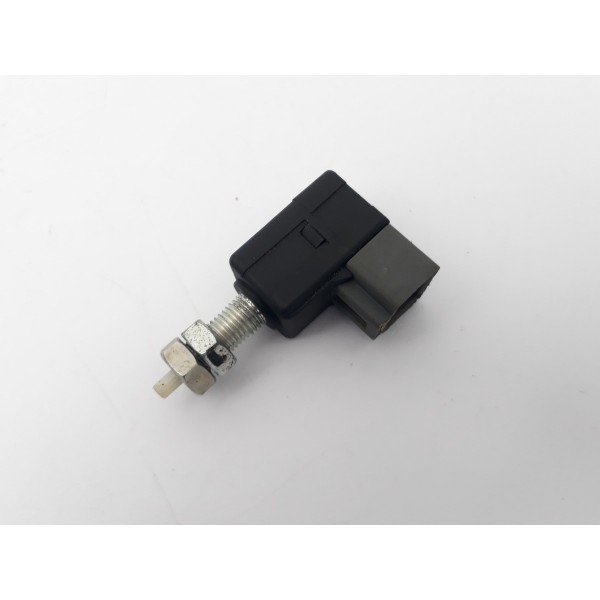 Interruptor Pedal Luz Freio Kia Cerato 2010 2011