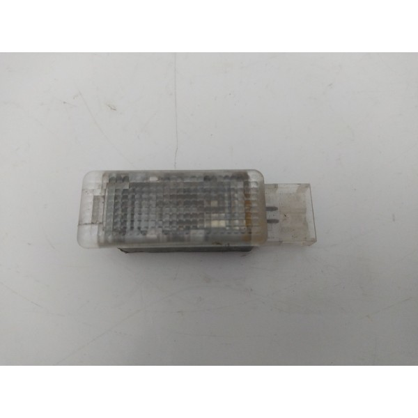 Lanterna Luz Interna Porta Luvas Vw Jetta 2013 2014 Unidade