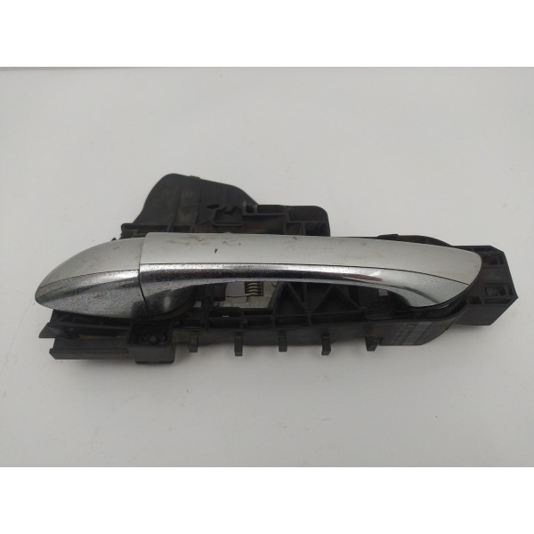 Maçaneta Externa Traseira Esquerda B180 B200 2010