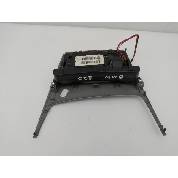 Porta Treco Objeto 12v Bmw 120i 2009 2010 Detalhe