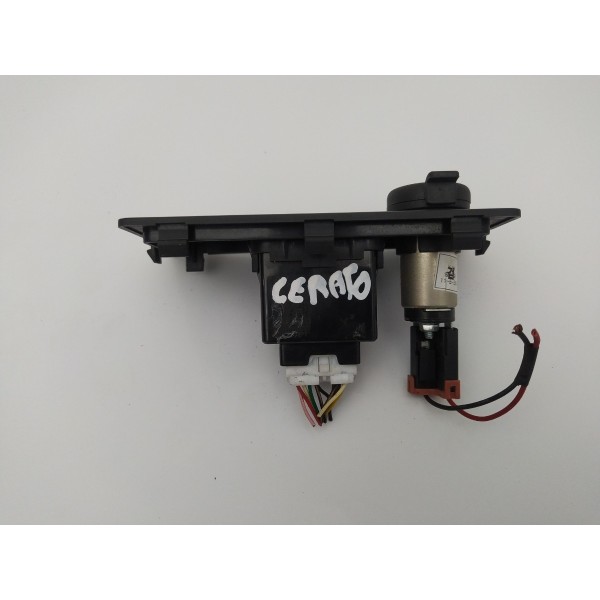 Aux Usb 12v Kia Cerato 2010 2011 846201m010