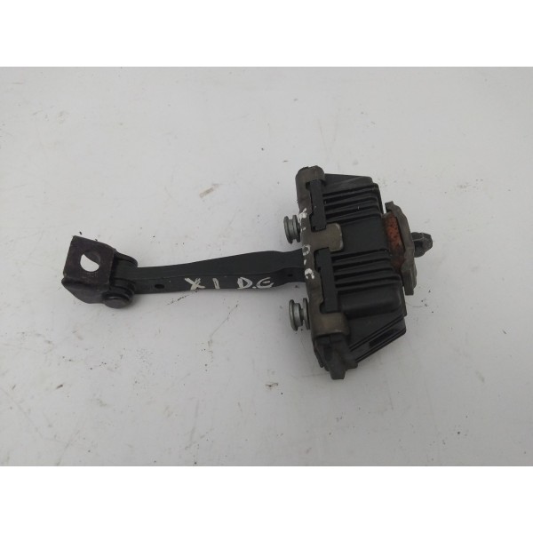 Limitador Porta Dianteira Esquerda Bmw X1 2010 2011