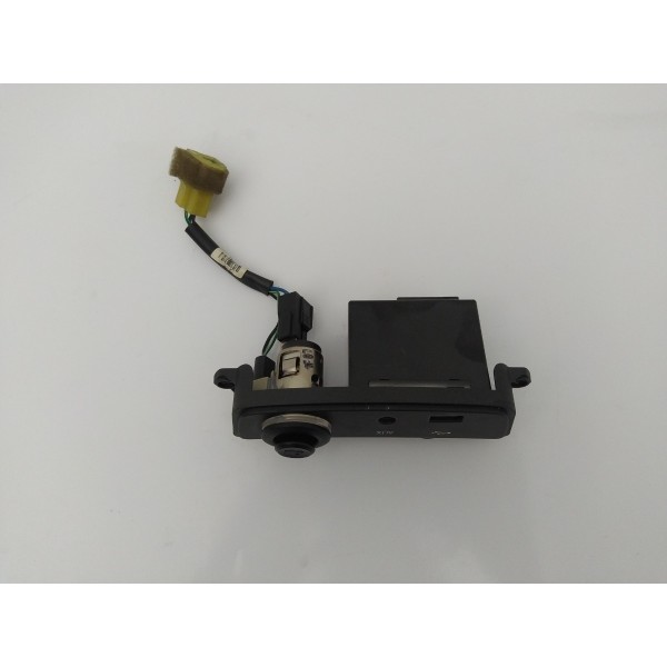 Entrada Usb Aux Acendedor Cigarro Ssangyong Korando 2011