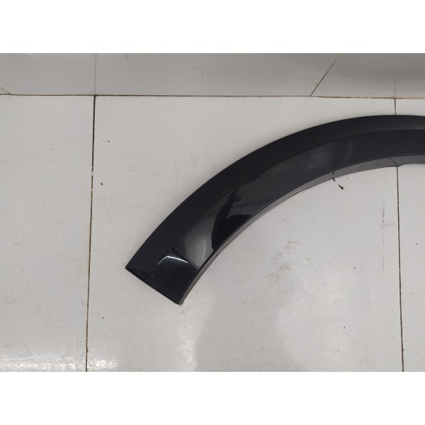 Aplique Alargador Paralama Dianteiro Direito Ml 63 Amg 2010