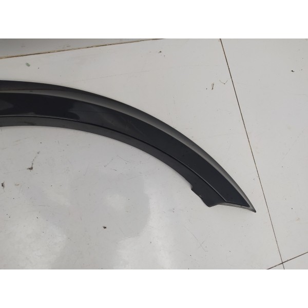 Aplique Alargador Paralama Dianteiro Direito Ml 63 Amg 2010