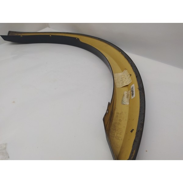 Aplique Alargador Paralama Dianteiro Esquerdo Ml 63 Amg 2010