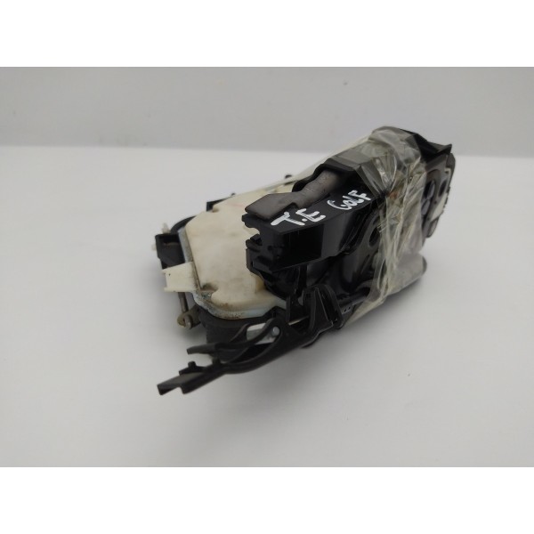Fechadura Porta Traseira Esquerda Vw Golf Tsi 2014