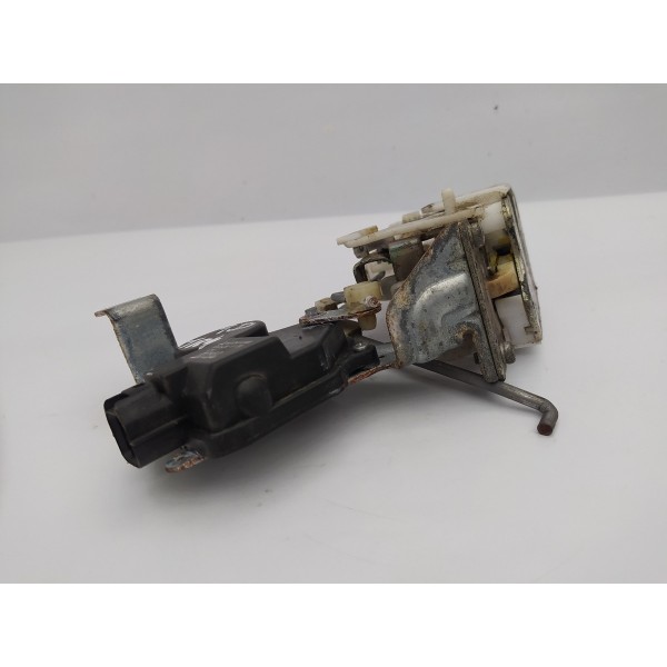 Fechadura Porta Traseira Direita Pajero Tr4 2008