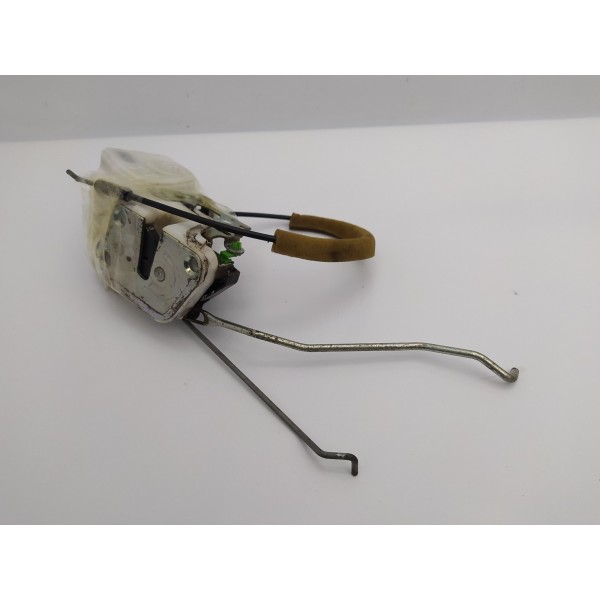 Fechadura Porta Dianteira Direita Pajero Tr4 2008