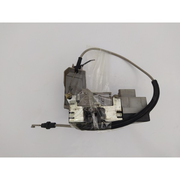 Fechadura Porta Dianteira Direita Peugeot 307 2010 2011