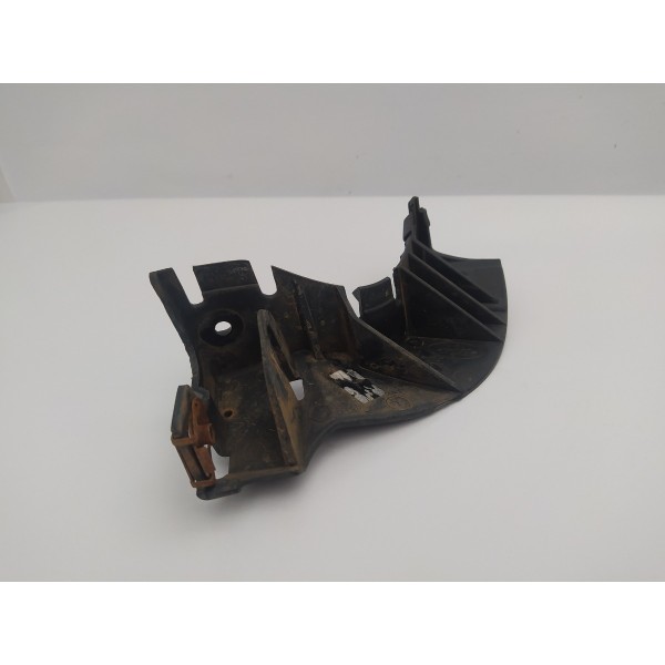 Suporte Guia Direito Parachoque Dianteiro Freelander 2 2014