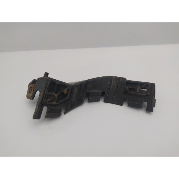 Suporte Guia Direito Parachoque Dianteiro Freelander 2 2014