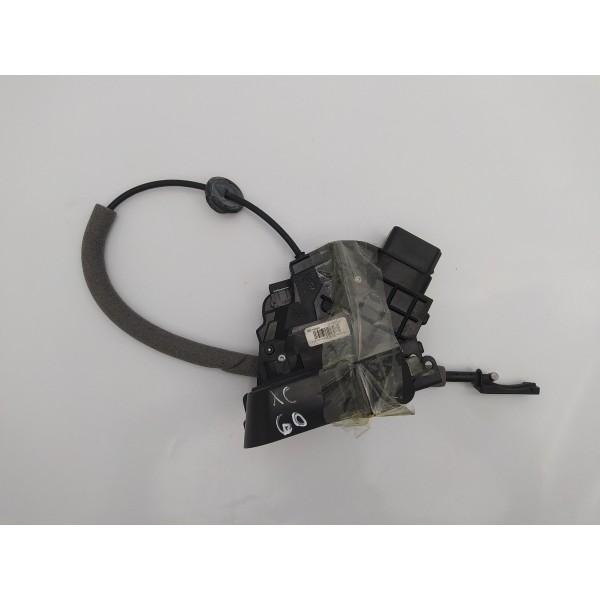 Fechadura Porta Dianteira Direita Volvo Xc60 T5 2011 2012