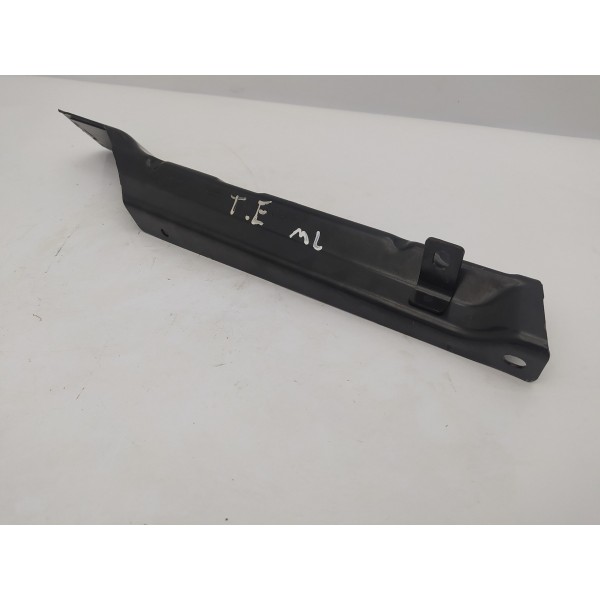 Suporte Guia Traseiro Esquerdo Mercedes Ml 63 Amg 2009 2010
