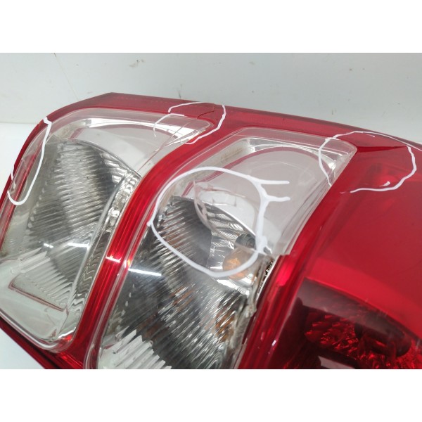 Lanterna Traseira Esquerda Suzuki Grand Vitara 2011 Detalhe