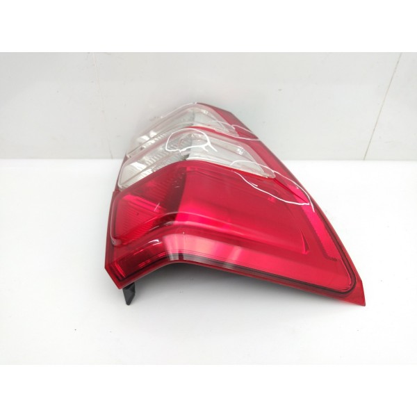 Lanterna Traseira Esquerda Suzuki Grand Vitara 2011 Detalhe