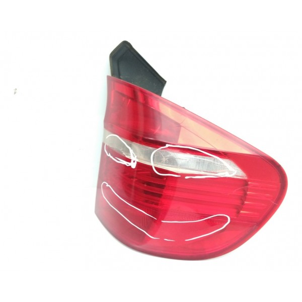 Lanterna Traseira Direita Bmw X5 2008 2009 2010 Detalhe