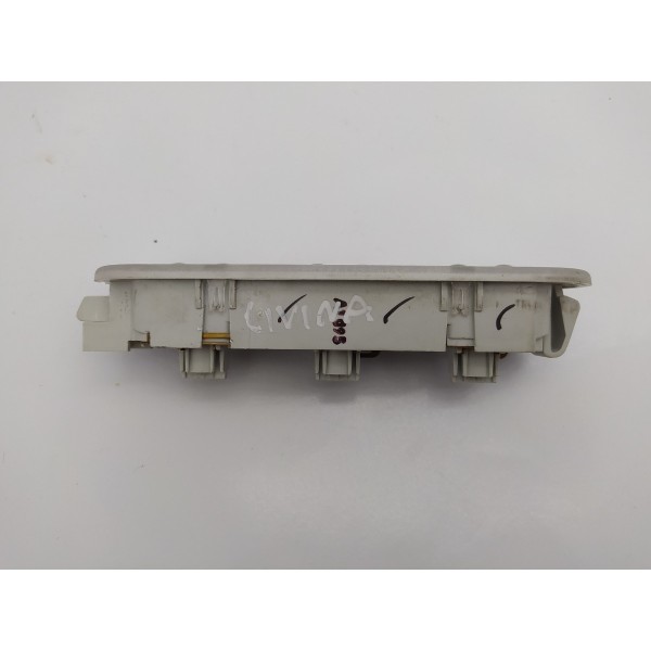 Luz Teto Cortesia Nissan Livina 2010 2011