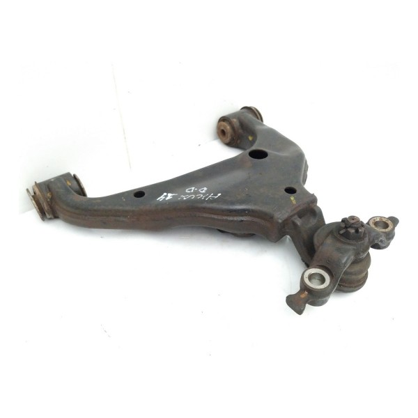 Balança Bandeja Dianteira Direita Toyota Hilux Sw4 2013 14