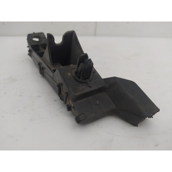 Guia Suporte Parachoque Dianteiro Direito L200 Triton 2012