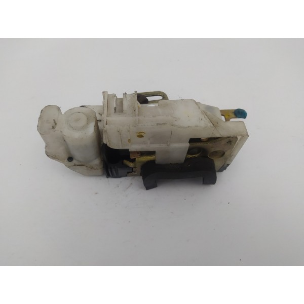 Fechadura Porta Dianteira Direita Chevrolet Celta 2007 2008
