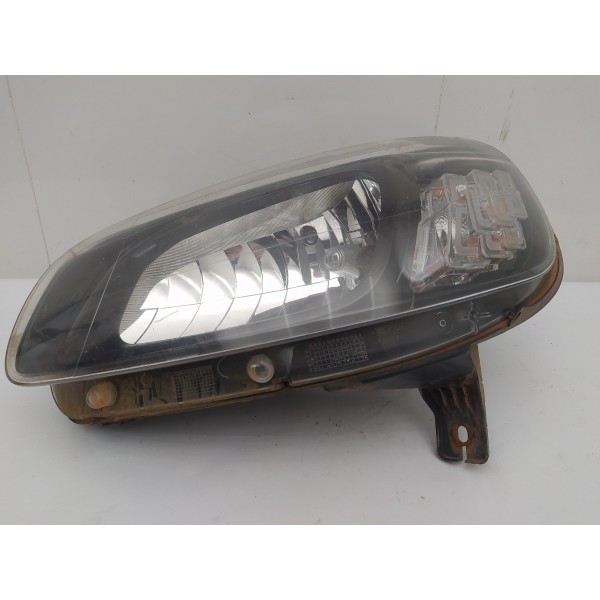 Farol Esquerdo Máscara Negra Fiat Uno 2018 2019 Recuperado