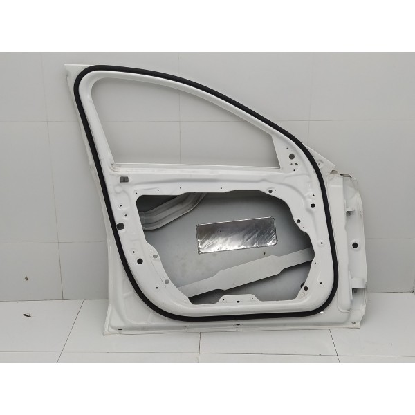 Porta Dianteira Esquerda Mercedes Benz C180 2016
