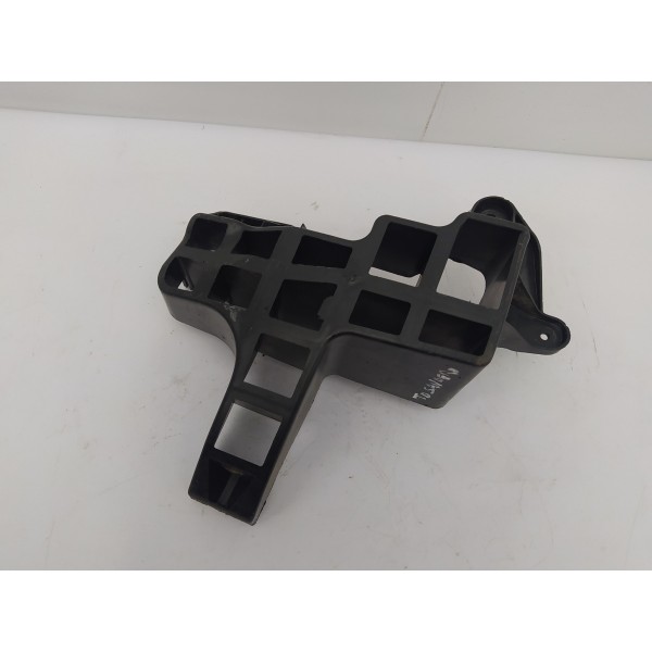 Guia Parachoque Traseiro Direito Renault Sandero 2010 2011