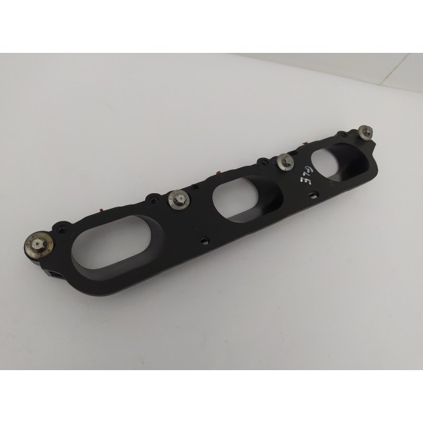 Flange Coletor Admissão Mercedes Benz Gle 43 2019