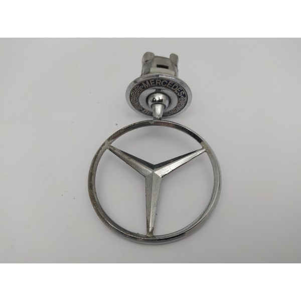 Emblema Logo Capô Mercedes Benz C180 C200