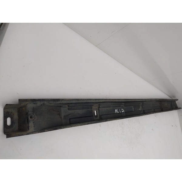 Suporte Soleira Direita Mercedes Benz Ml 63 Amg 2009 2010