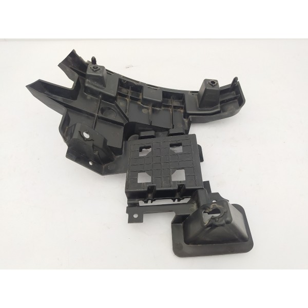 Guia Parachoque Traseiro Esquerdo Volvo S60 2016 31323837